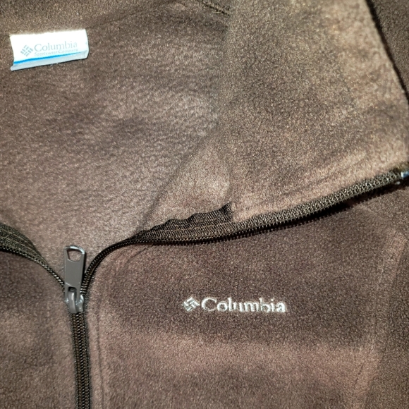 Columbia Jackets & Blazers - 0859. Columbia Sportswear ~ Fleece Jacket ~ Brown ~ XL